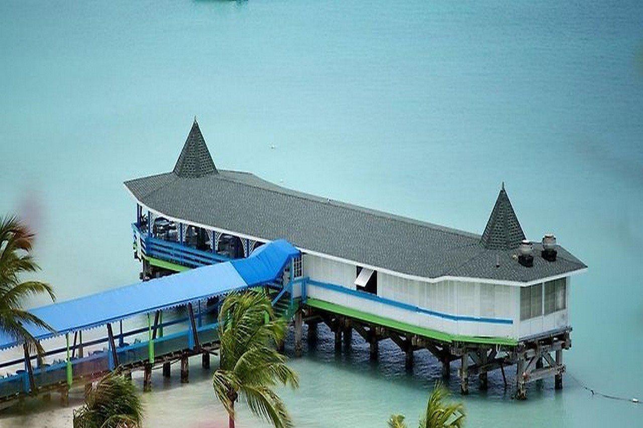 Starfish Halcyon Cove Hotel Dickenson Bay Exterior foto